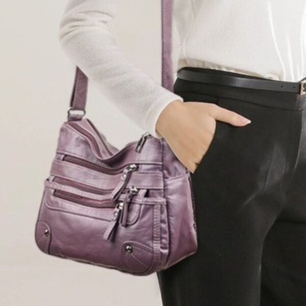 Bolsa Transversal Feminina em Couro Genuino - Stephan Ferrera - Imagem 9