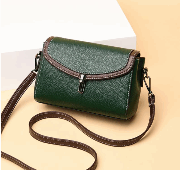 Bolsa Feminina em Couro Genuino - Genevieve - Imagem 3