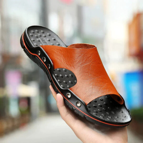 Sandália Masculina em Couro Genuino - Nathaniel Flat - Imagem 2