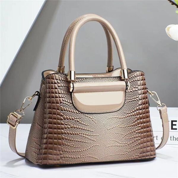 Bolsa Feminina de Couro Genuíno - Cecilia Lamberti - Imagem 5
