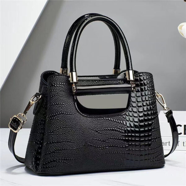 Bolsa Feminina de Couro Genuíno - Cecilia Lamberti - Imagem 3