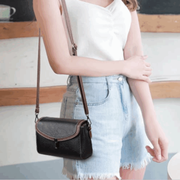 Bolsa Feminina em Couro Genuino - Genevieve - Imagem 4