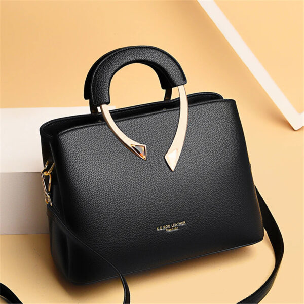 Bolsa Feminina em Couro Genuino - Luxo Elegance - Imagem 2
