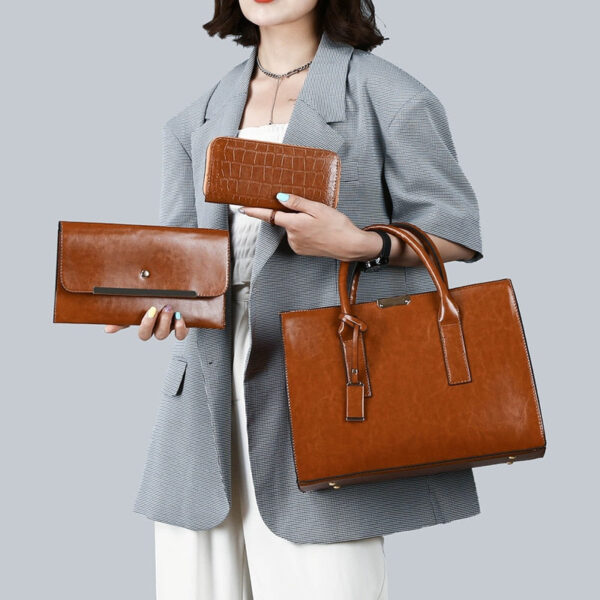 Conjunto Feminino em Couro Bolsa + 2 Carteira - Premium Bags - Imagem 5