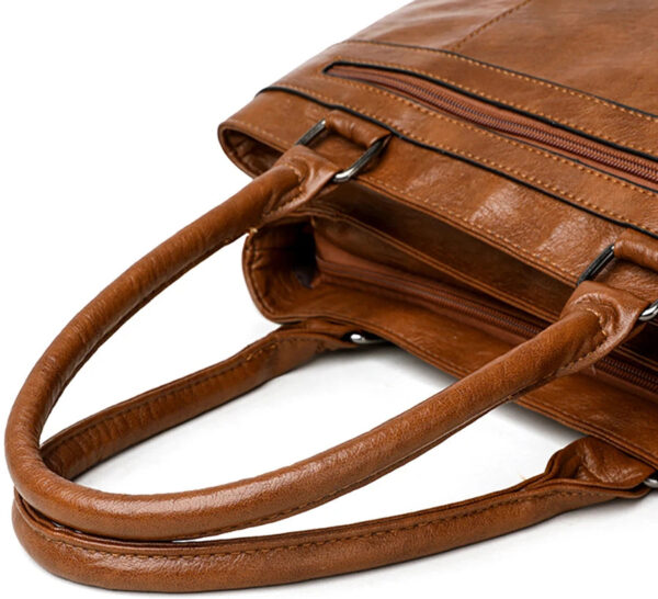 Bolsa Feminina em Couro Genuíno - Bellerose - Imagem 17