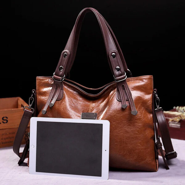Bolsa Feminina em Couro Genuino - Juvenil Vintage - Imagem 3
