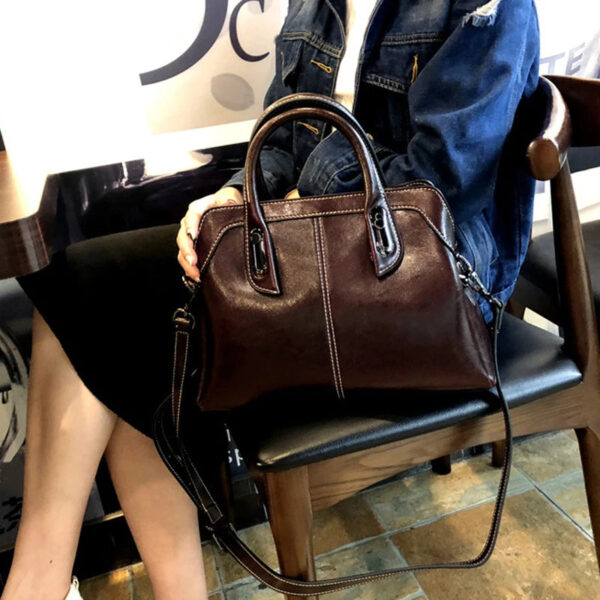 Bolsa Feminina em Couro Genuino - Genuine Ane - Imagem 5