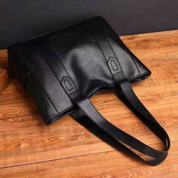 Bolsa Feminina em Couro Genuino - Luize Pro - Imagem 4