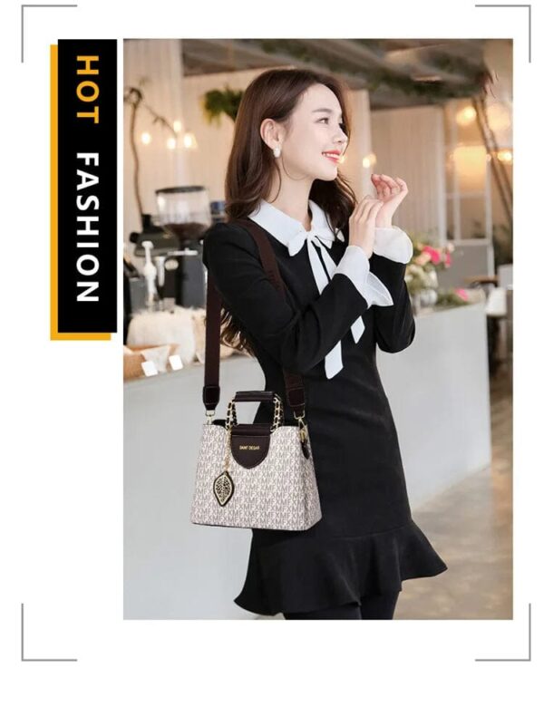 Bolsa Feminina em Couro Genuino - Saint Desar - Imagem 15